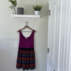 4 for 25🌻Love,fire patterned dress